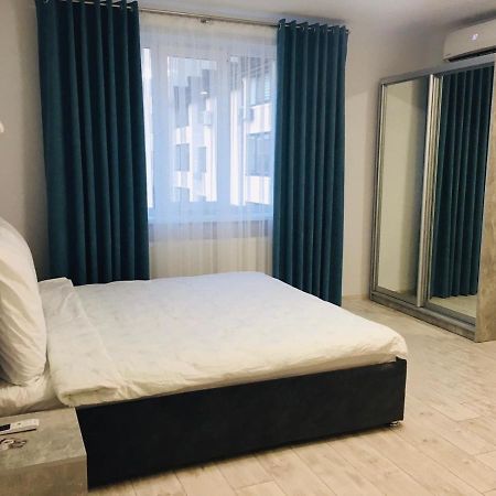 Apartment Edelweiss Oujhorod Extérieur photo