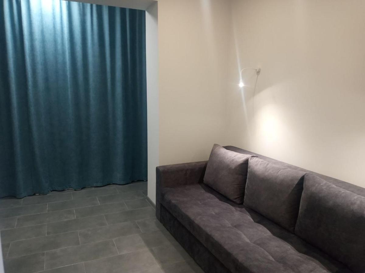 Apartment Edelweiss Oujhorod Extérieur photo