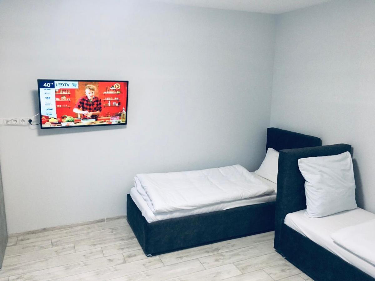 Apartment Edelweiss Oujhorod Extérieur photo