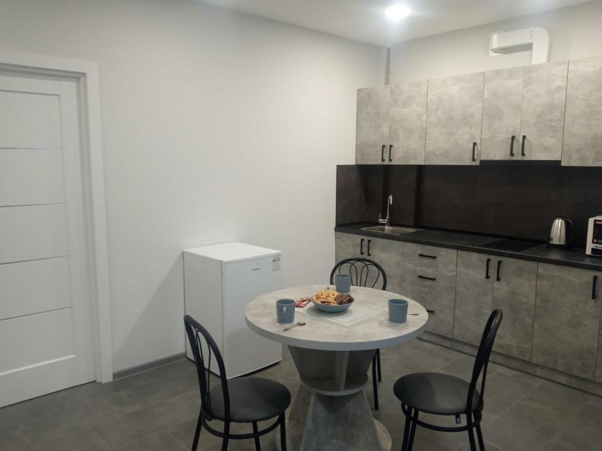 Apartment Edelweiss Oujhorod Extérieur photo